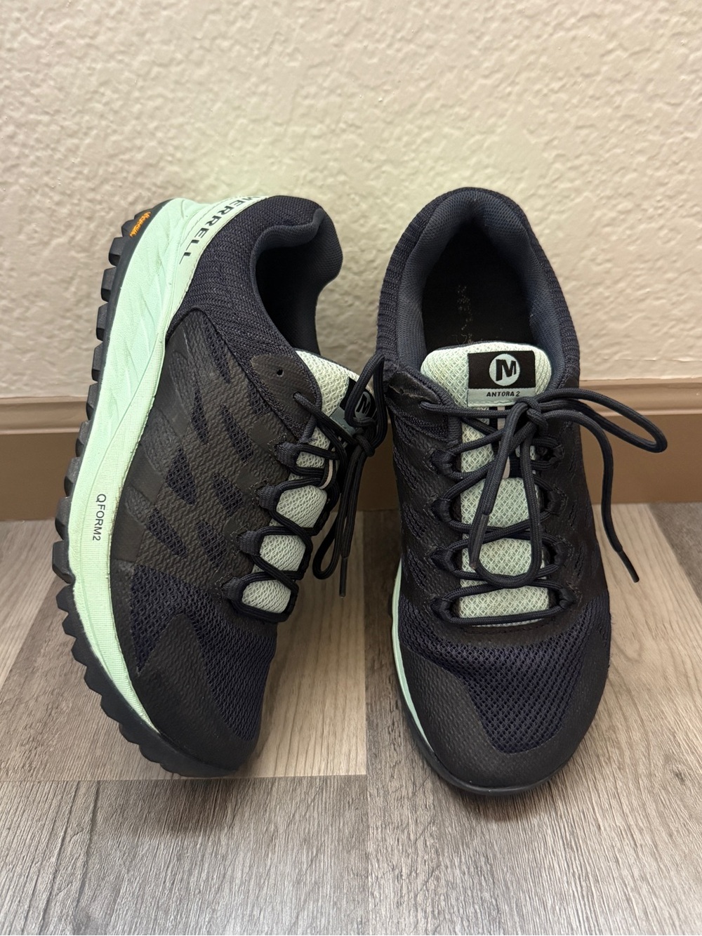 Merrell Antora 2 Running Shoes Navy Aqua 8.5 Women’s Gym